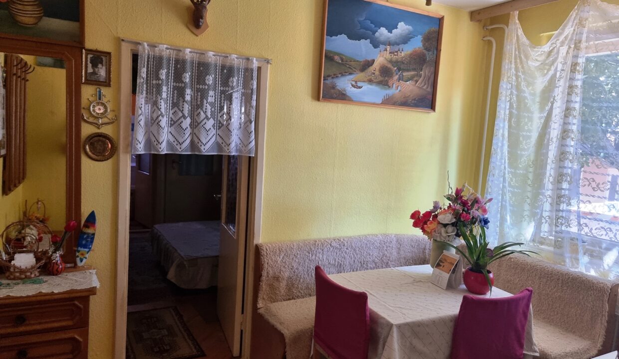 ELŐSZOBA