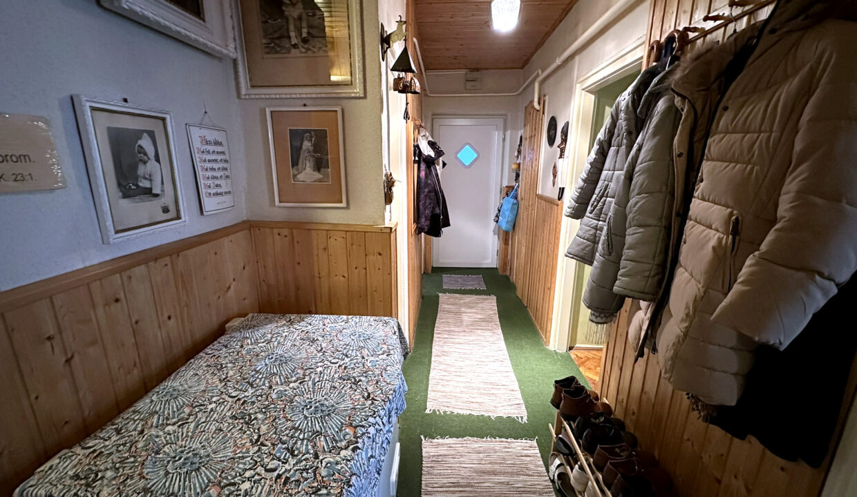 IMG_8291_enhanced_realestate